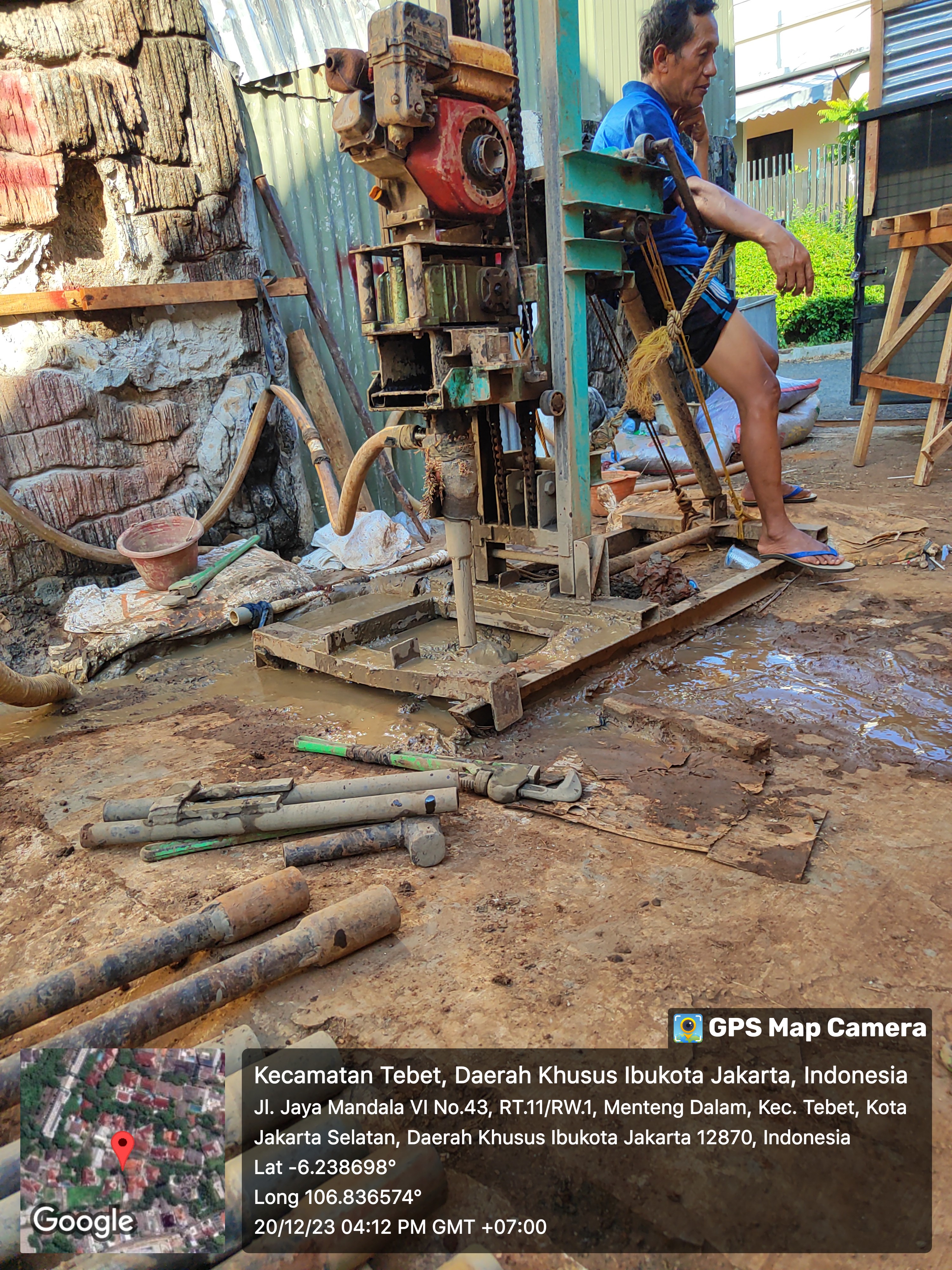 Bor Sumur Di Menteng Atas, Jakarta Selatan