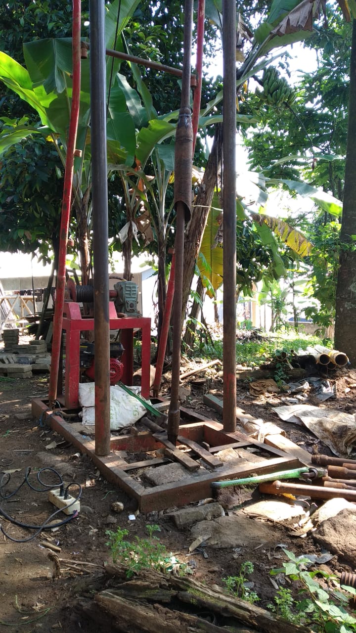 Bor sumur di Nambo, Ciapus, Bogor